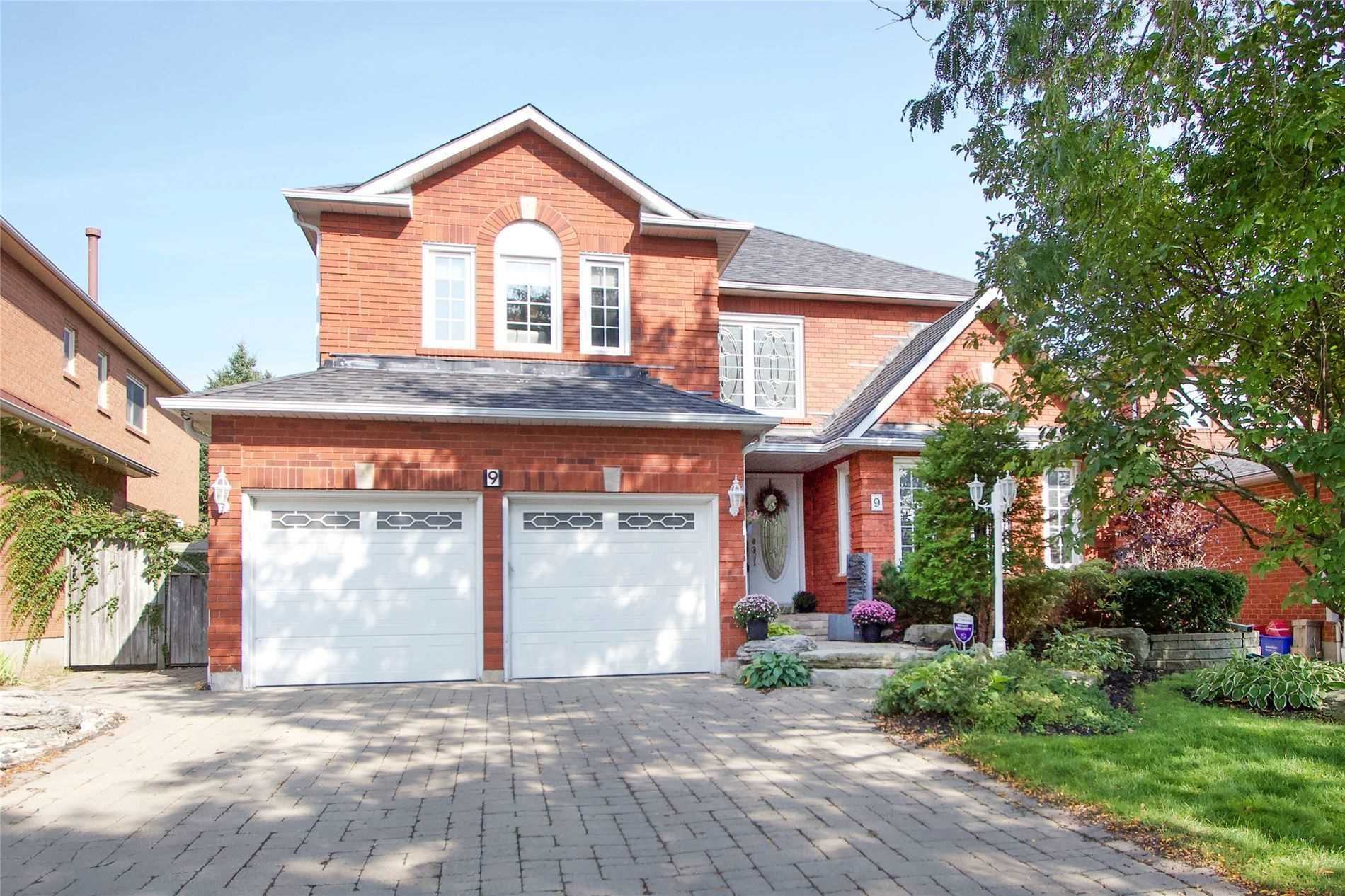 9 Watersdown Cres, Whitby