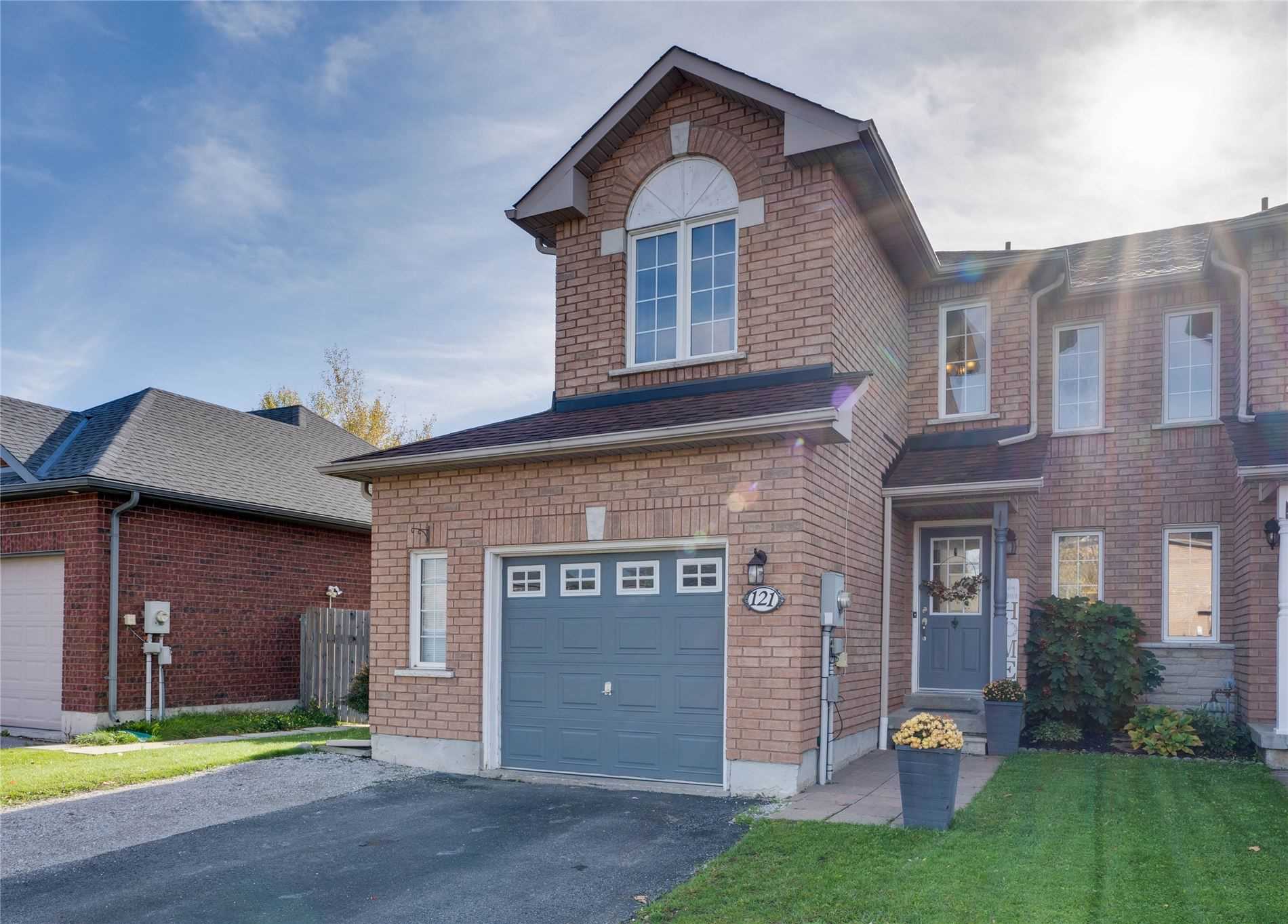 121 Sproule Dr, Barrie